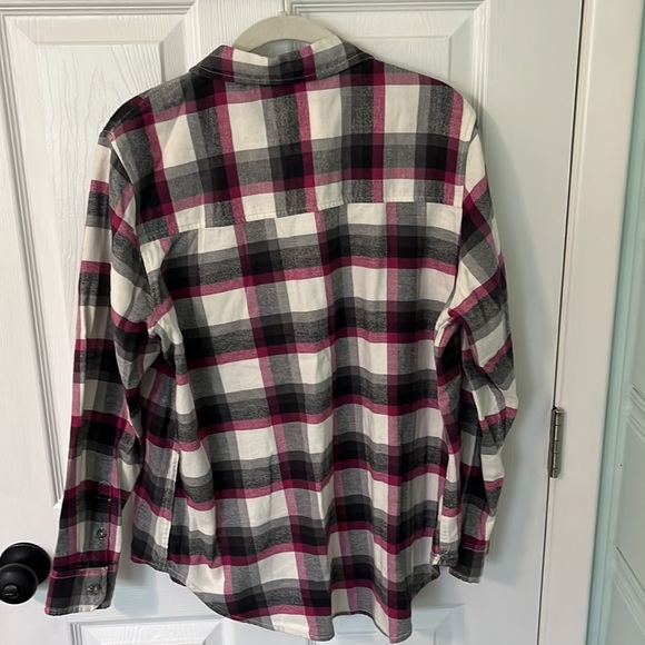 Flannel shirt - Picture 3 of 3